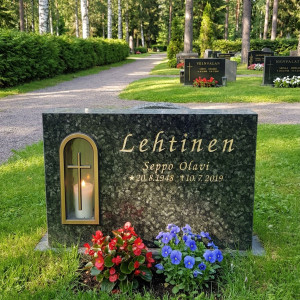 KELLONUMMEN VALO Baltic Green KELLONUMMEN VALO Baltic Green