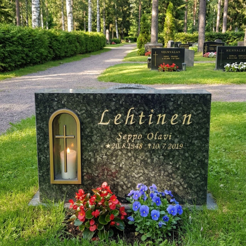 KELLONUMMEN VALO Baltic Green KELLONUMMEN VALO Baltic Green