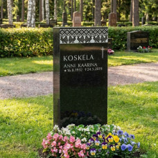 AHKERAT KÄDET Black AHKERAT KÄDET Black